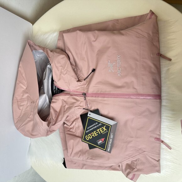 Arcteryx Beta Series Beta LT Hooded Hardshell Jacket, Size M - Picture 4 of 7